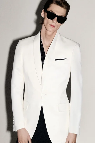 Look 1